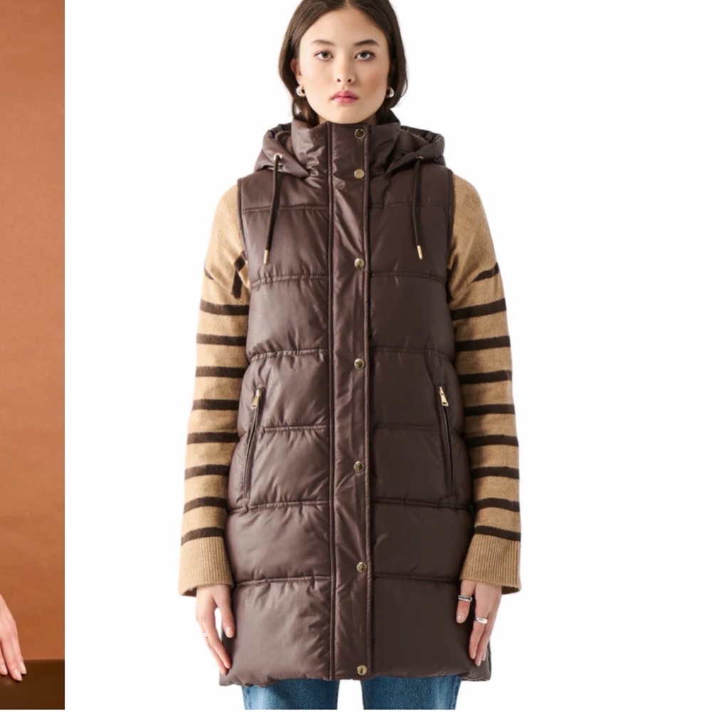 BRAND NEW PUFFER VEST BY DEX